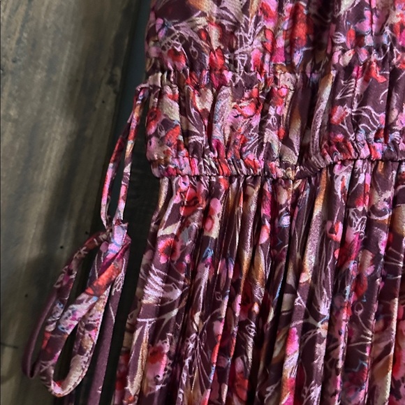 Taylor Women's Floral Maxi Dress - Burgundy and Pink - Picture 4 of 6